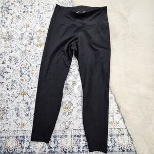 Old Navy Women's Black Power Press Leggings Large